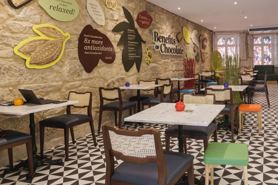 Vinte Vinte Café Flores