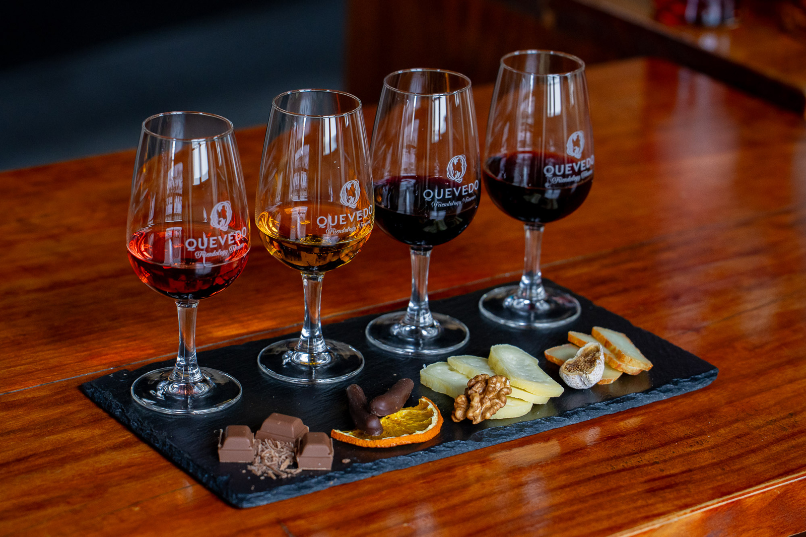 Quevedo Lodge - Wine Bar