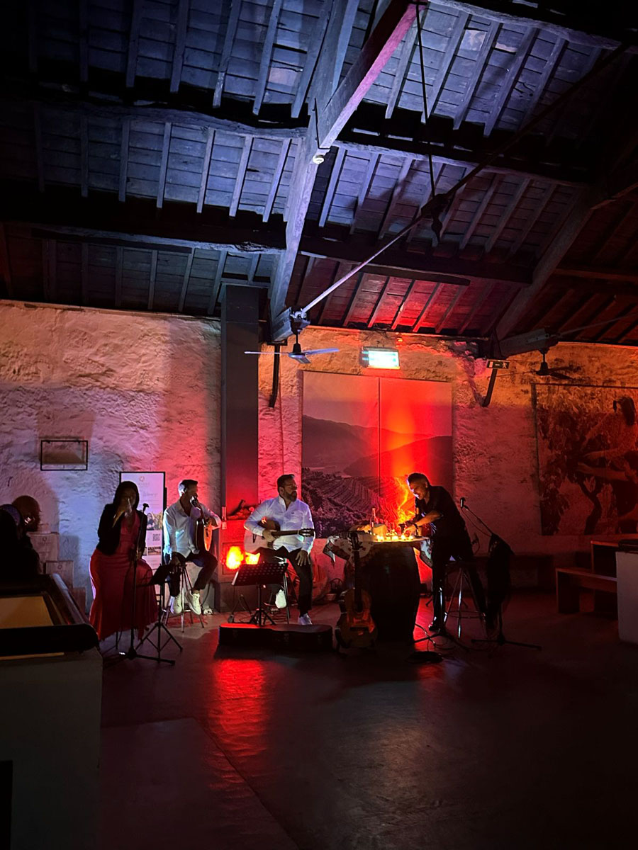 Alma Fado Show & Fado Saudade