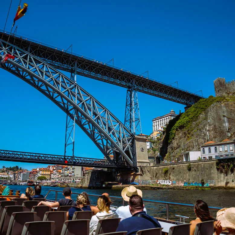 Douro Tours - Croisière des 6 Ponts