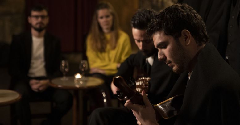 What is Fado? Where to listen to it in Porto?