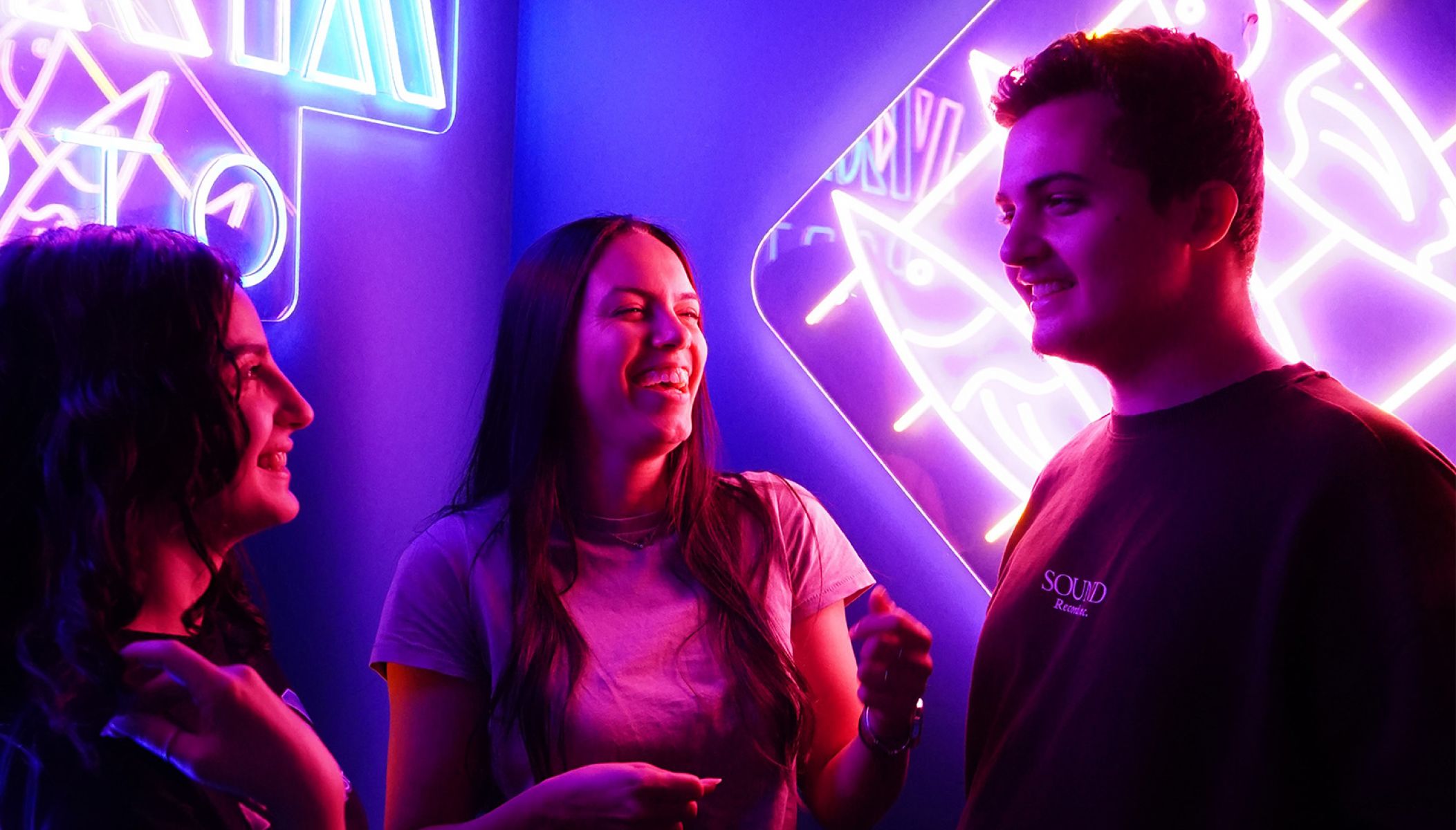 Neonia : une immersion unique au cœur de l’histoire de Porto