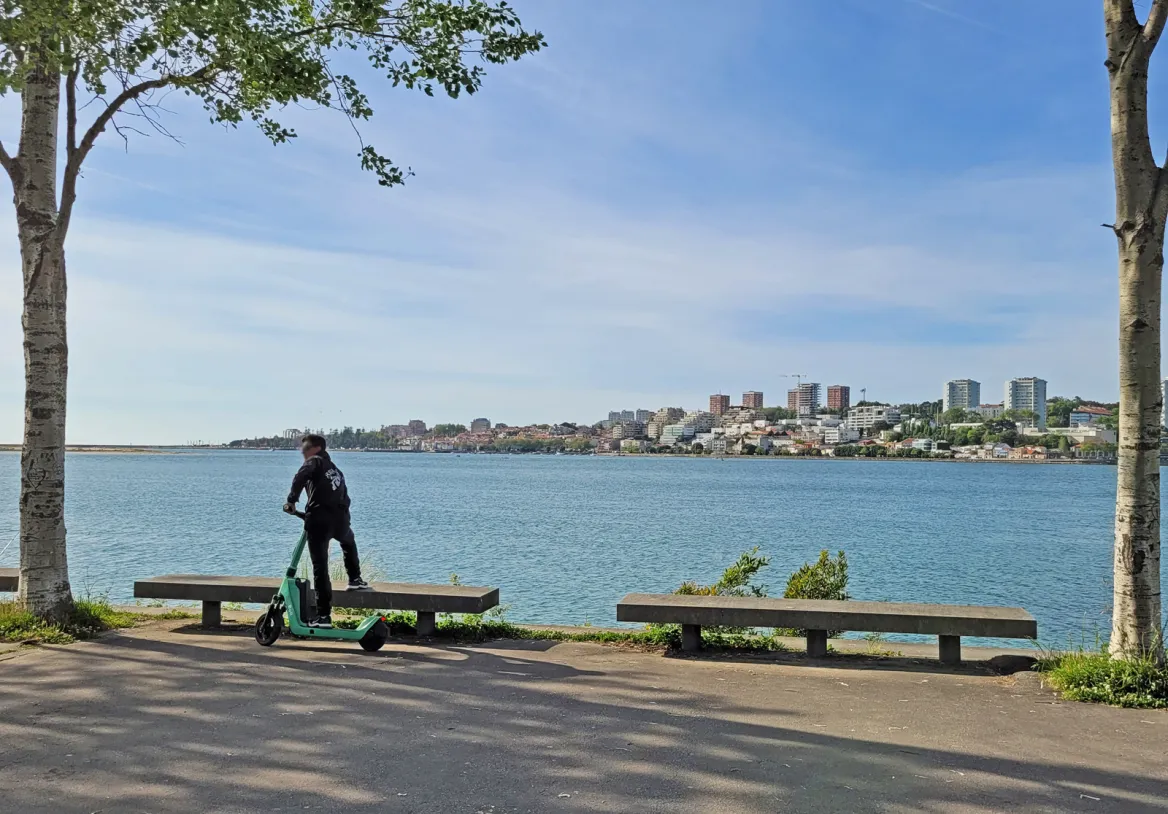 Vila Gaia de Nova, près de la marina en trottinette