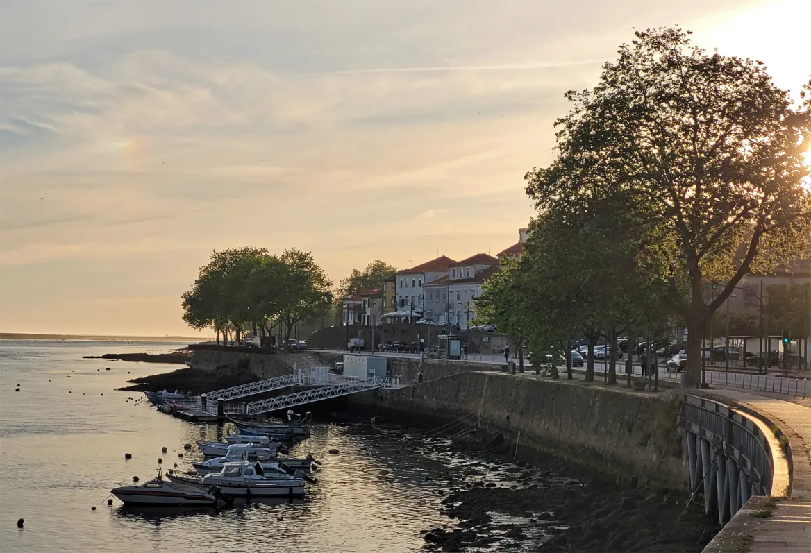Walk along the Douro