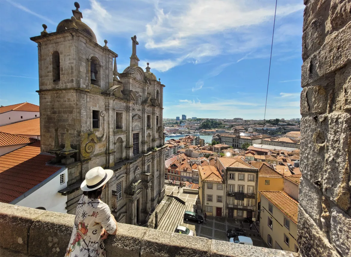 Panorama of Rua das Aldas