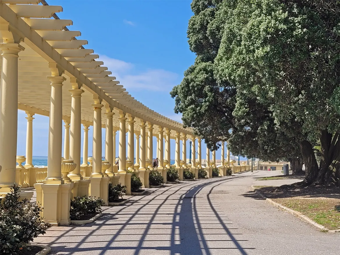 Sea promenade and Pergola do Foz