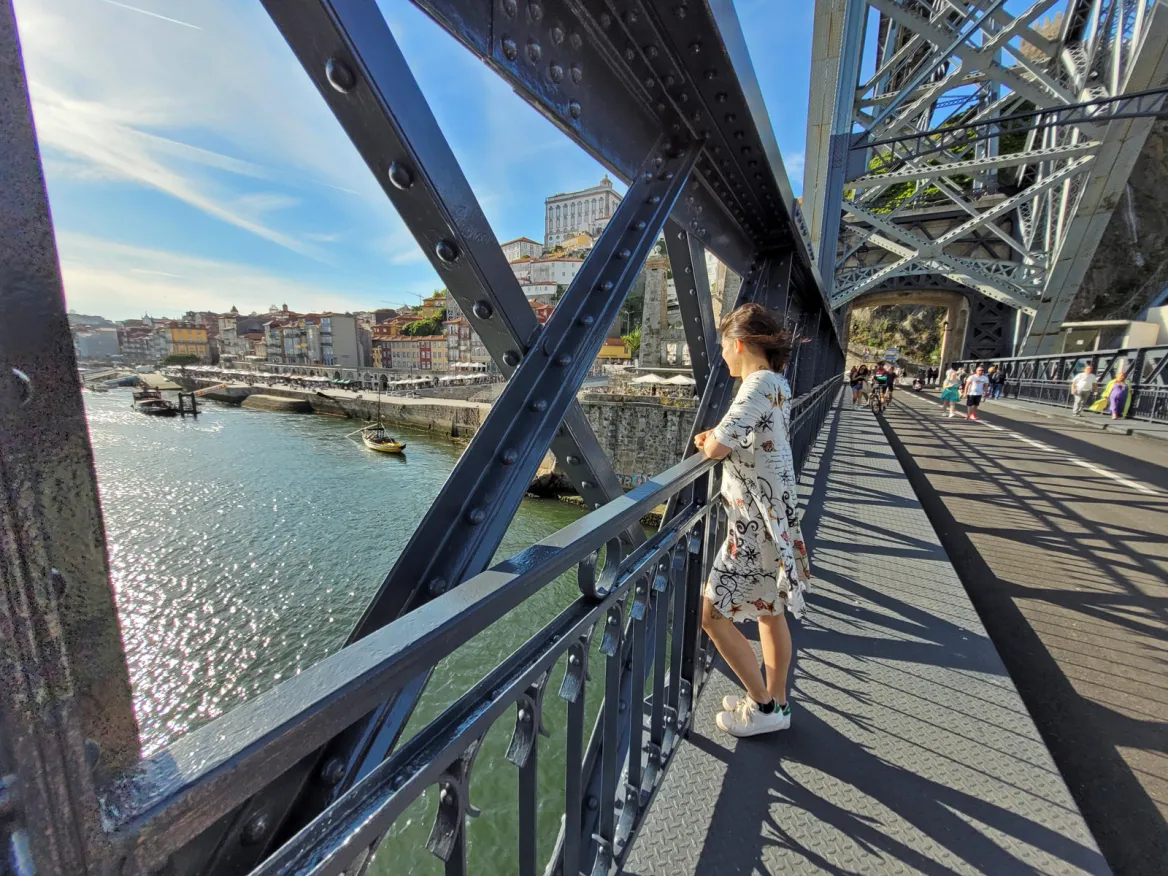 Cross the Dom Luis bridge