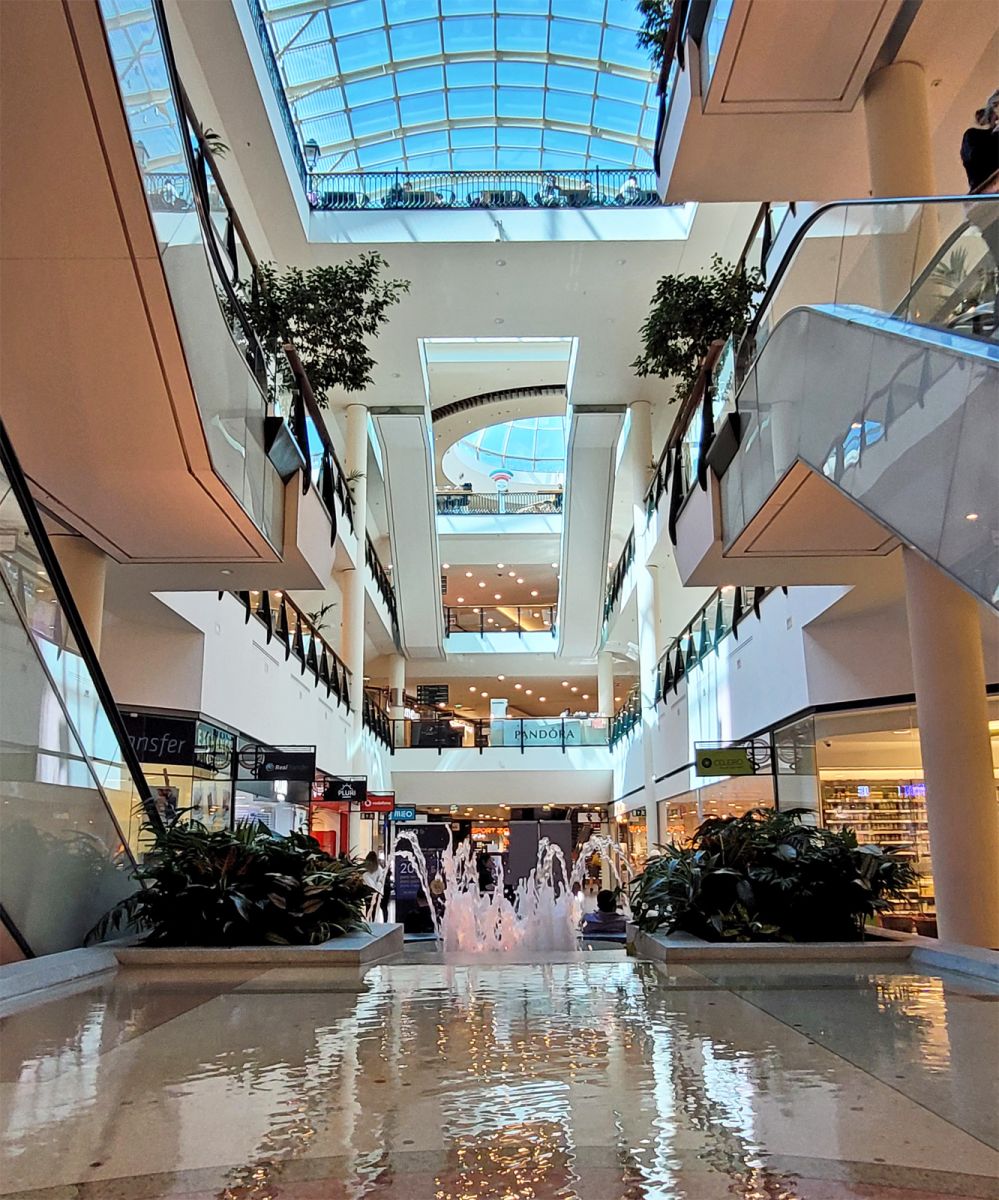 Porto Shopping Center