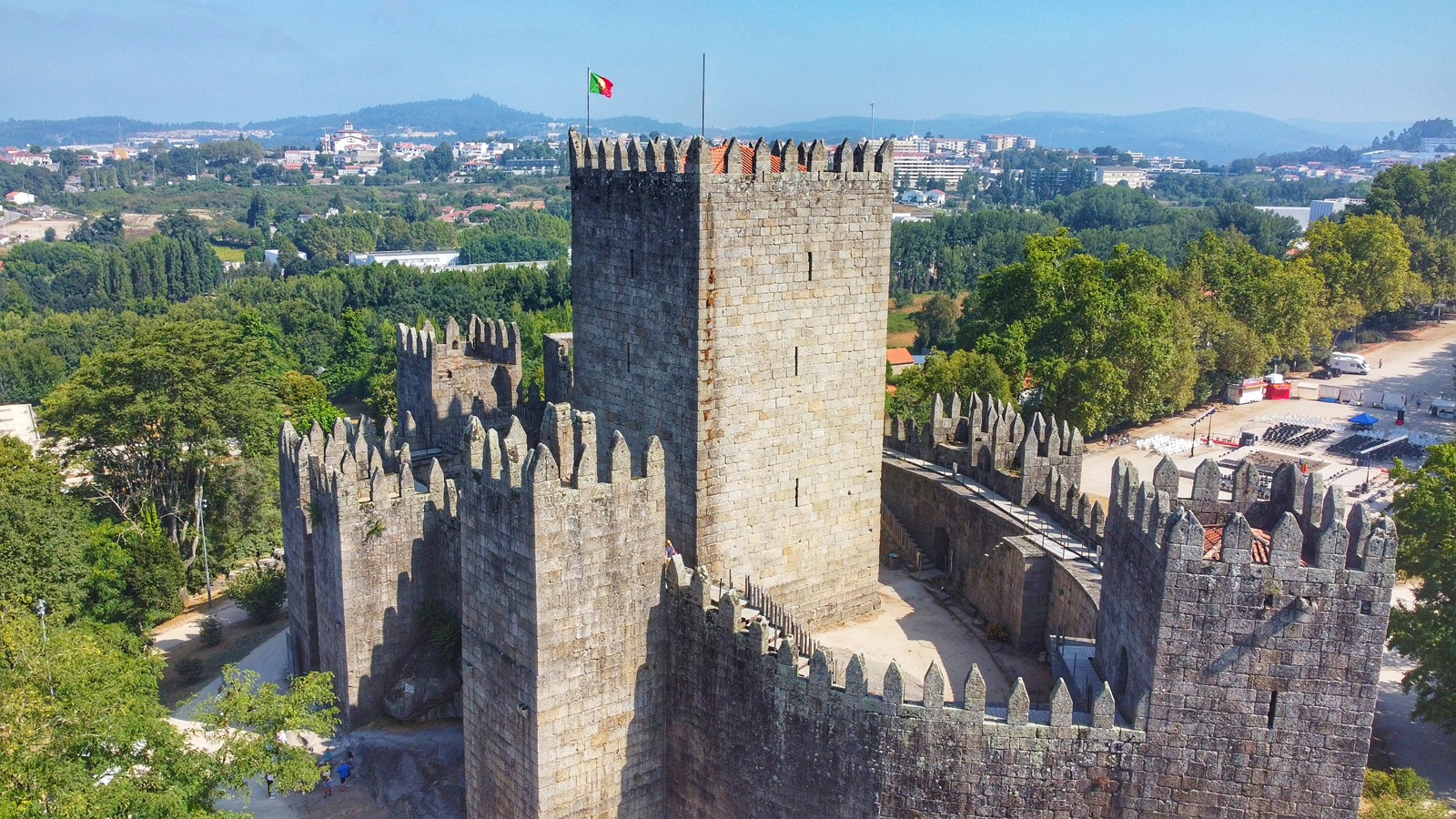 guimaraes photo: AdobeStock Danhua-